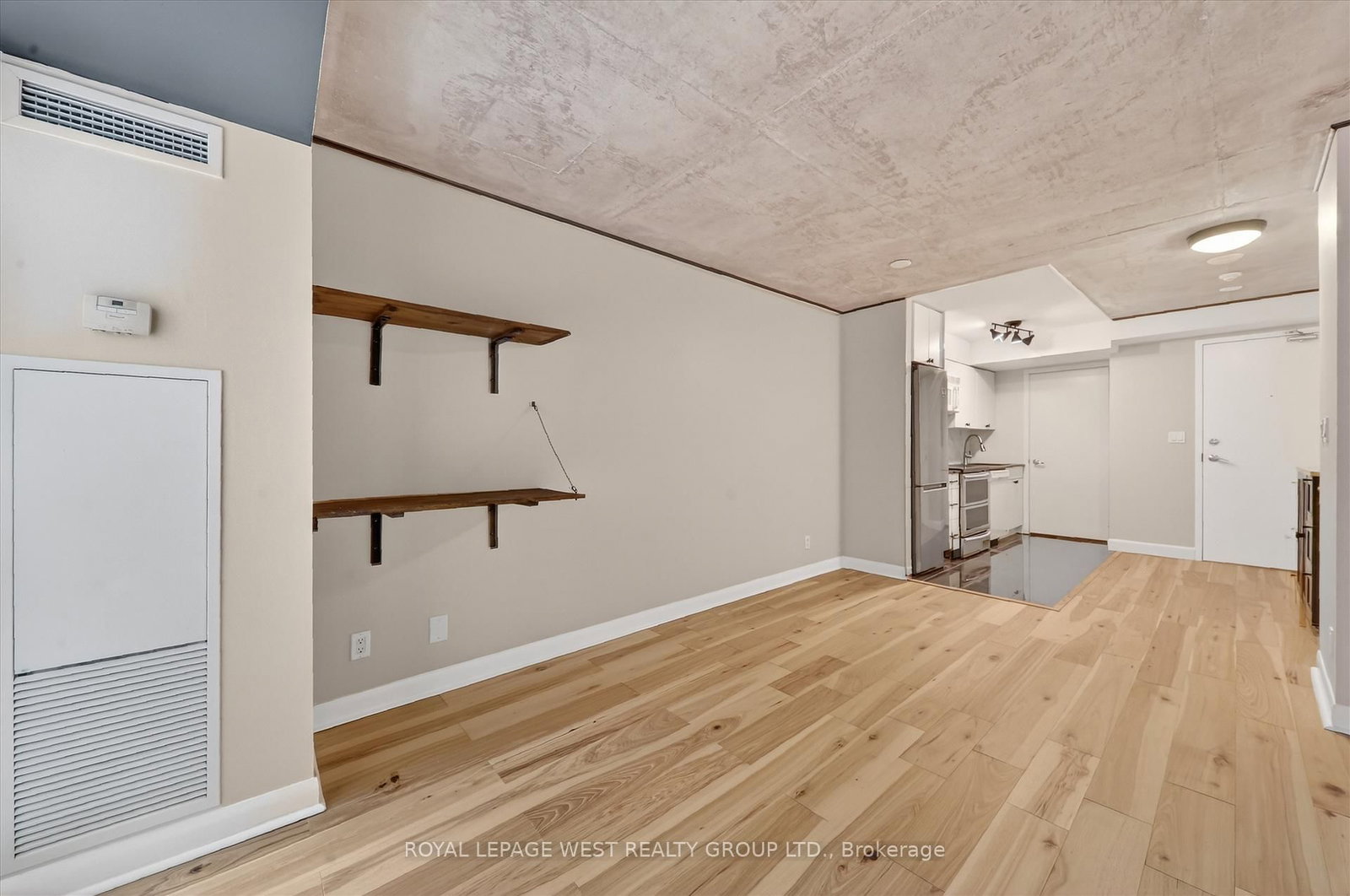 Condo for lease at 611-600 Fleet Street, Toronto, Ontario, M5V 1B7 - Niagara - MLS: C12983844