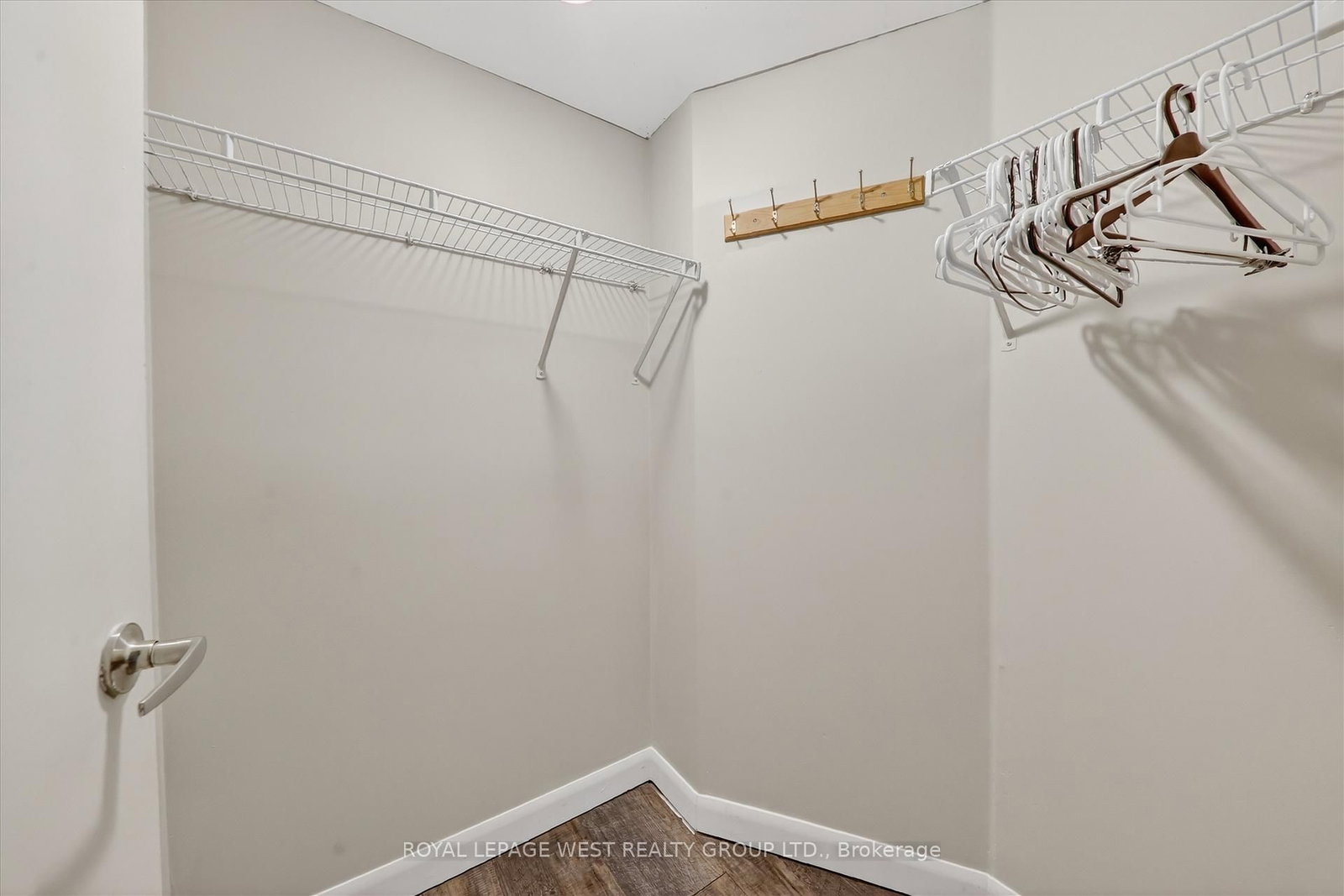 Condo for lease at 611-600 Fleet Street, Toronto, Ontario, M5V 1B7 - Niagara - MLS: C12983844