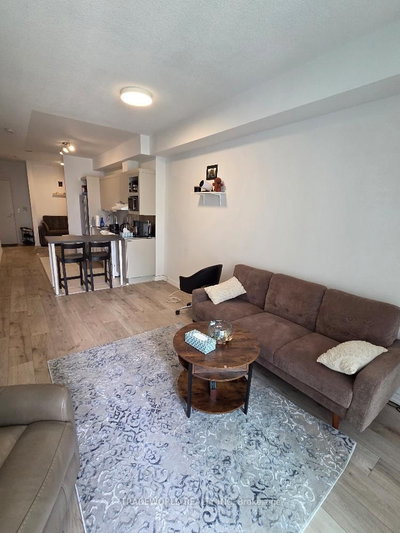 1552-111 Elizabeth Street, Toronto, Ontario image-0-4