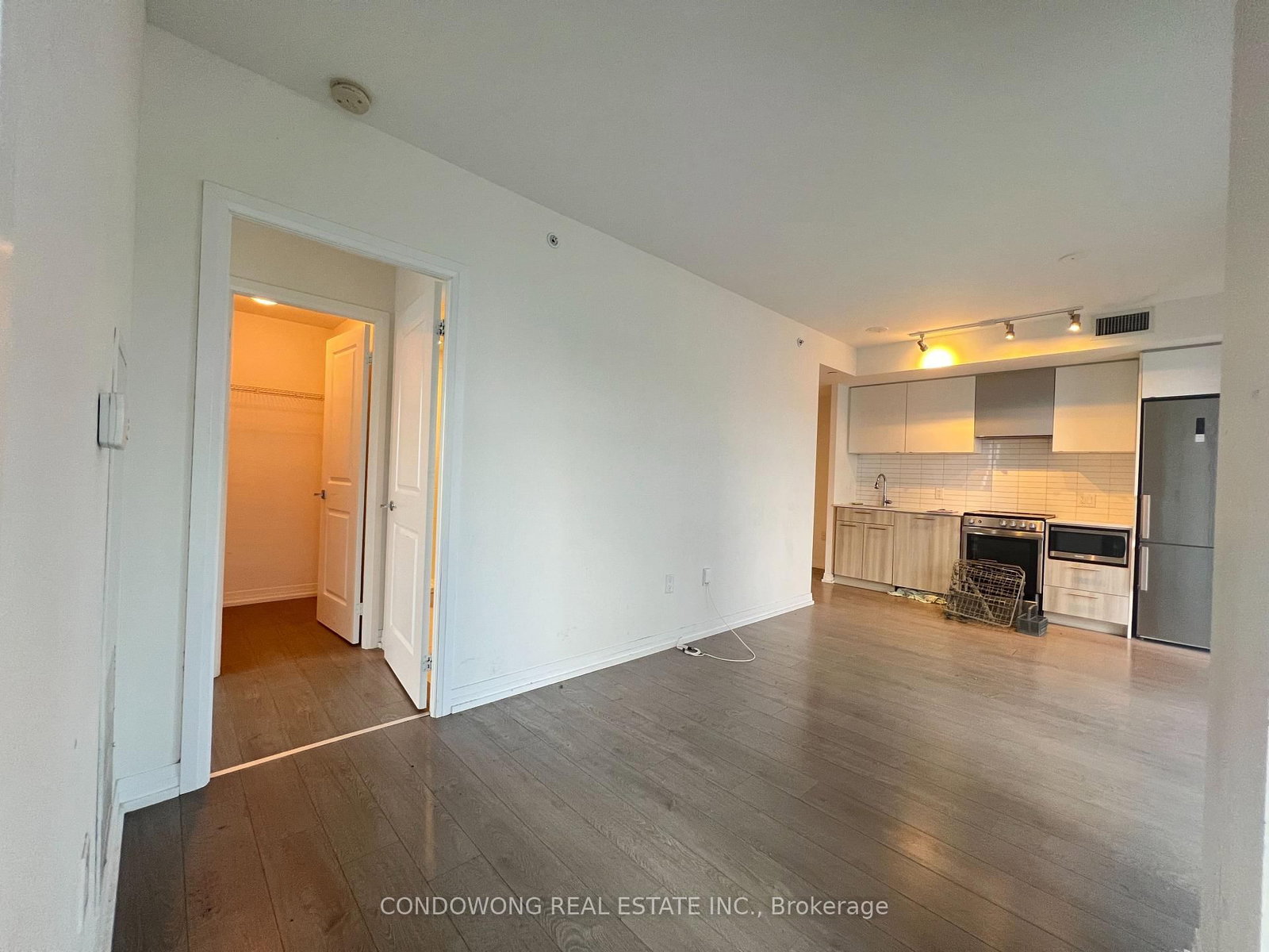 251 Jarvis Street, Unit 4605 - Photo 3