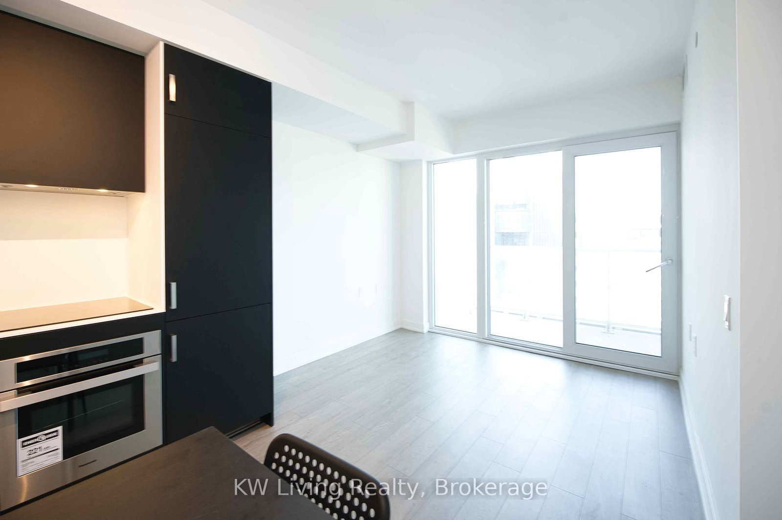 88 Queen Street E, Unit 3016 - Photo 4