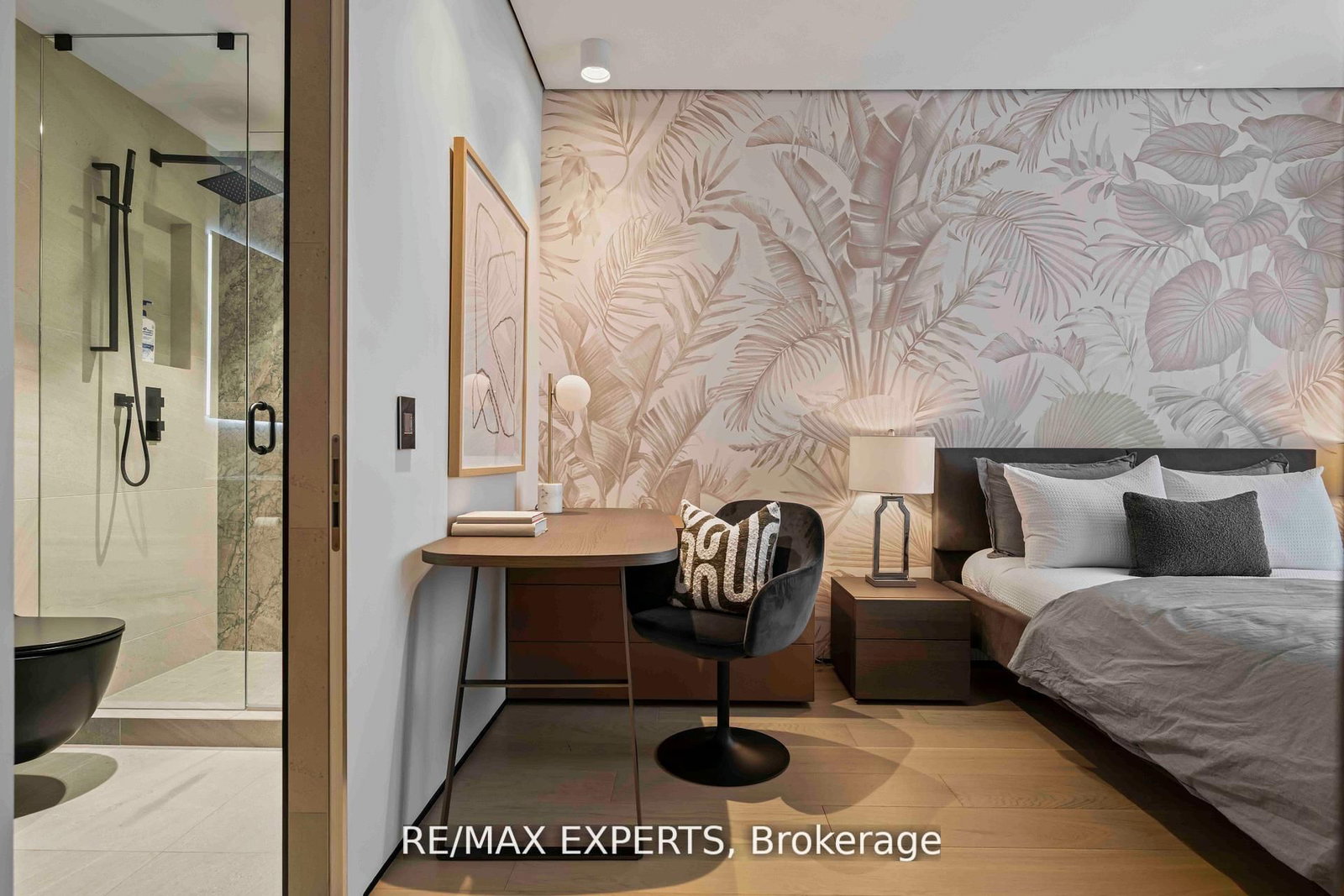 1700 Avenue Road, Unit 702 - Photo 14