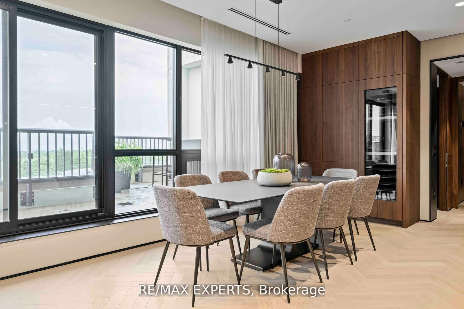 1700 Avenue Road, Unit 702 - Photo 21