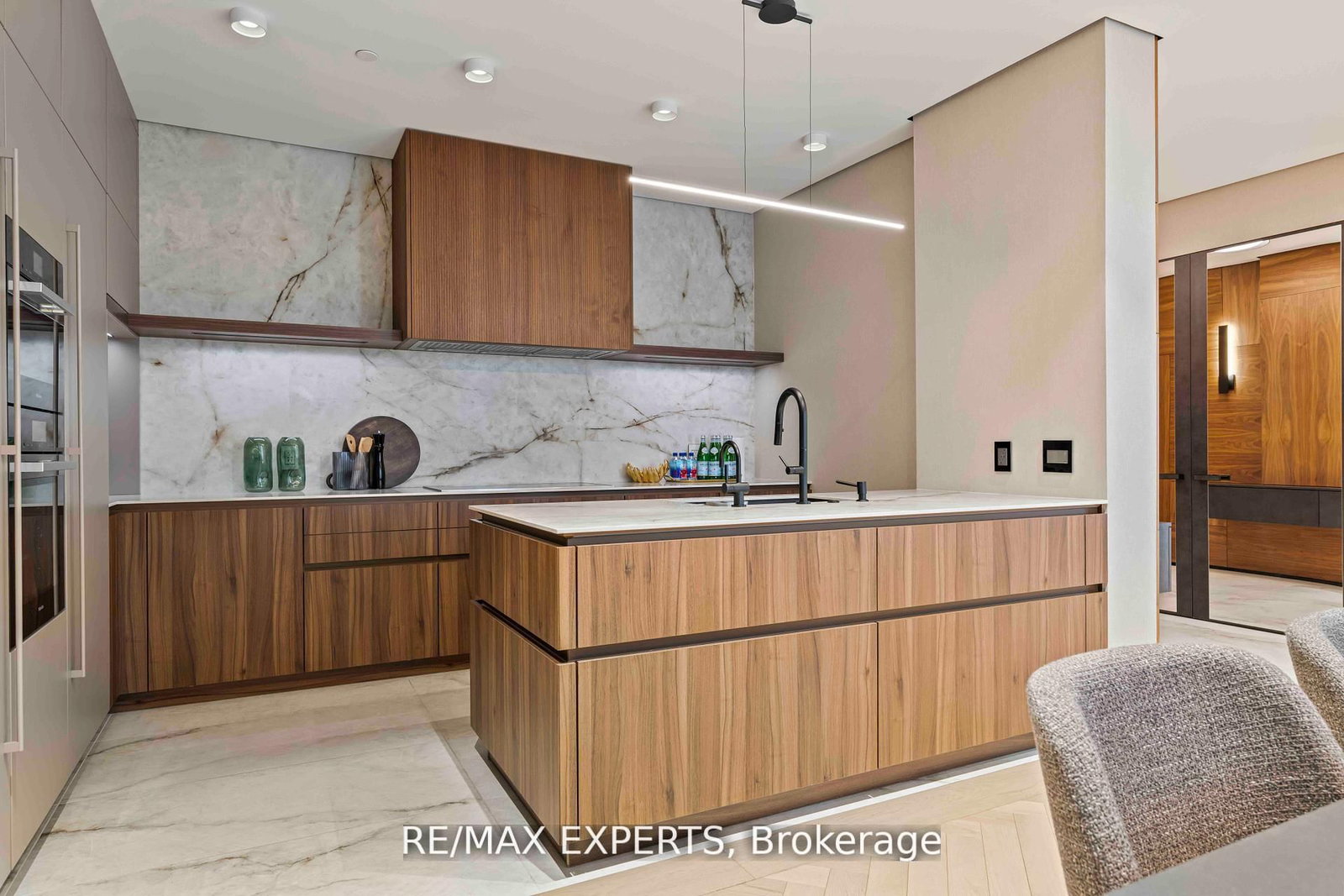 1700 Avenue Road, Unit 702 - Photo 24