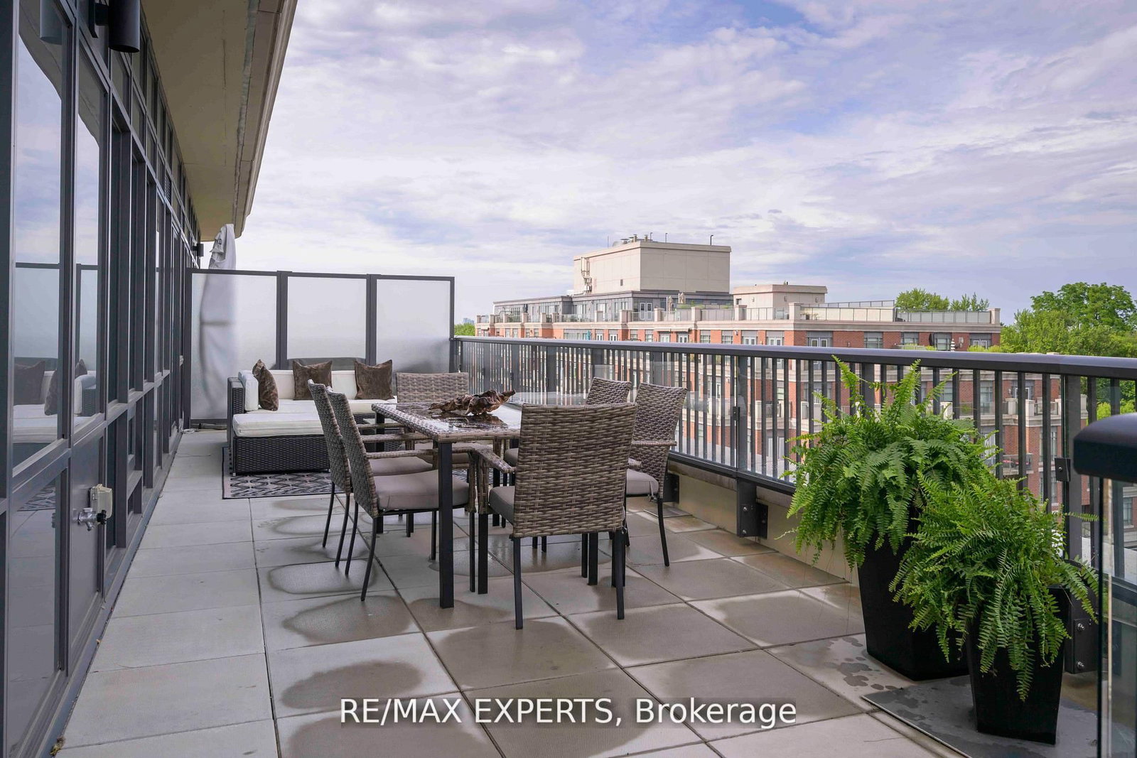 1700 Avenue Road, Unit 702 - Photo 38