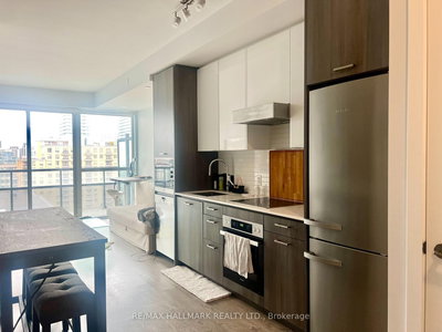 1308 - 11 Lillian St | Toronto | Image