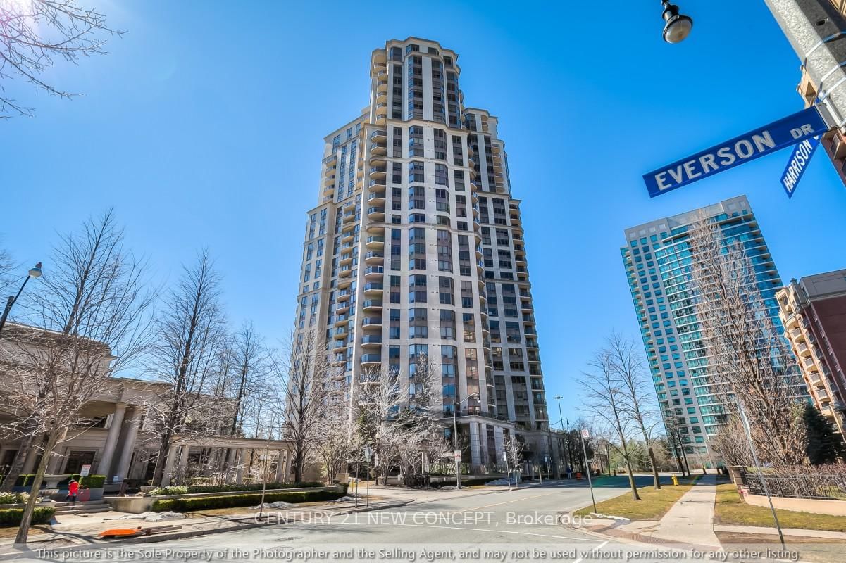 78 Harrison Garden Boulevard, Unit 204