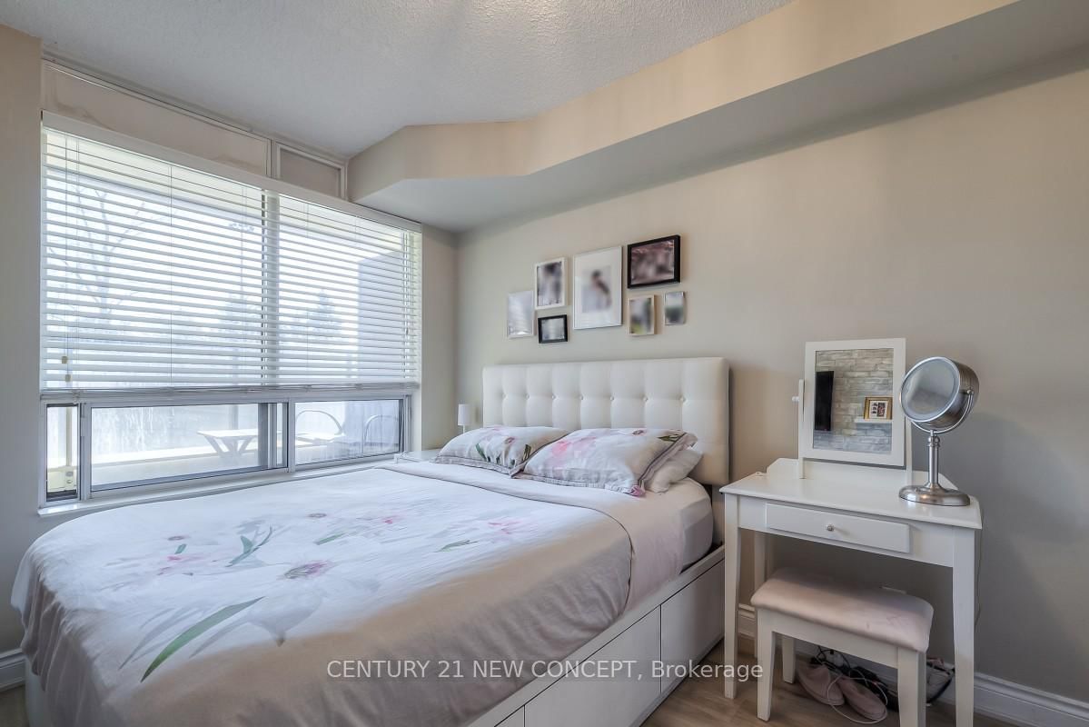 78 Harrison Garden Boulevard, Unit 204 - Photo 19