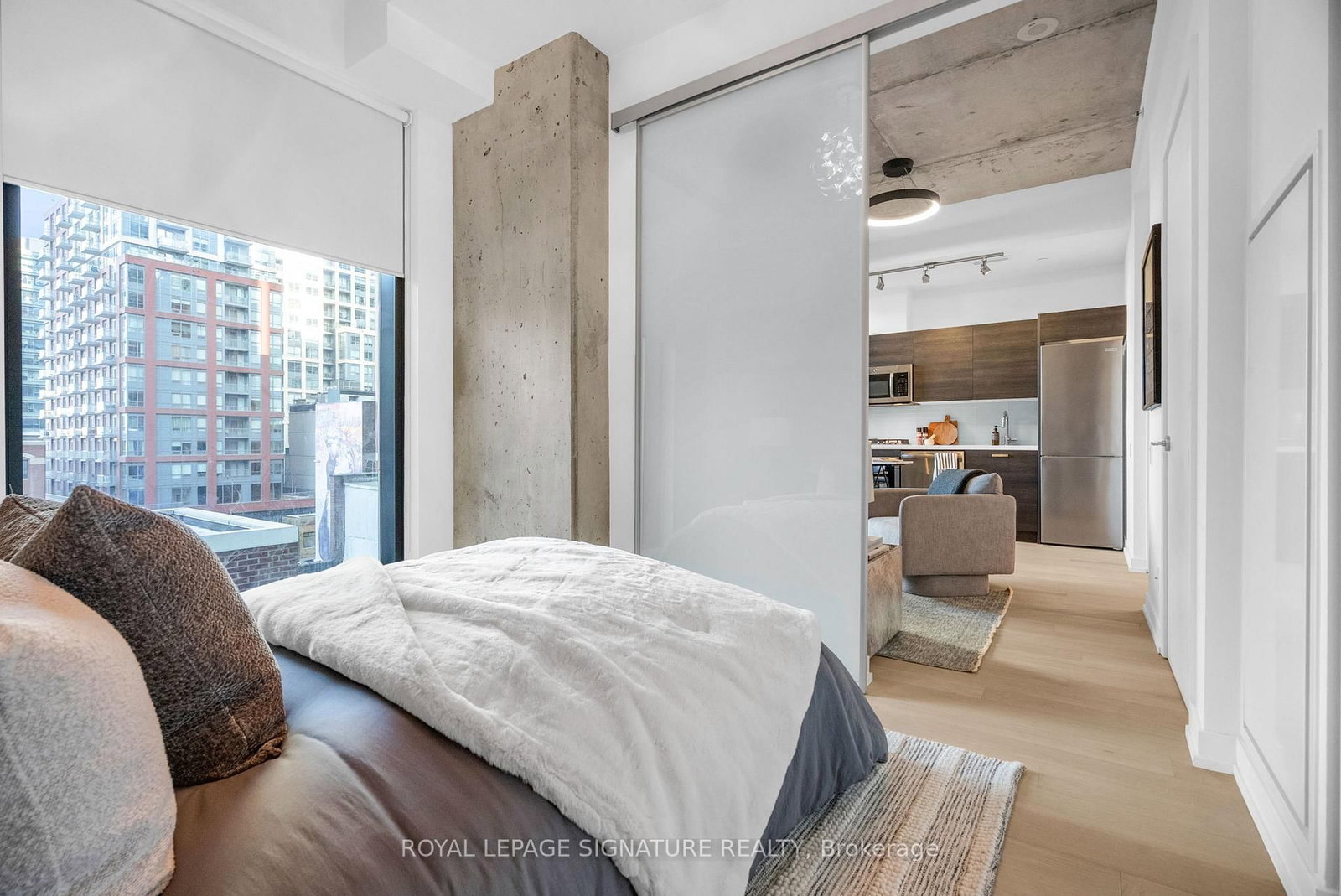 Condo for sale at 606-11 Charlotte Street, Toronto, Ontario, M5V 0M6 - Waterfront Communities C1 - MLS: C12984408