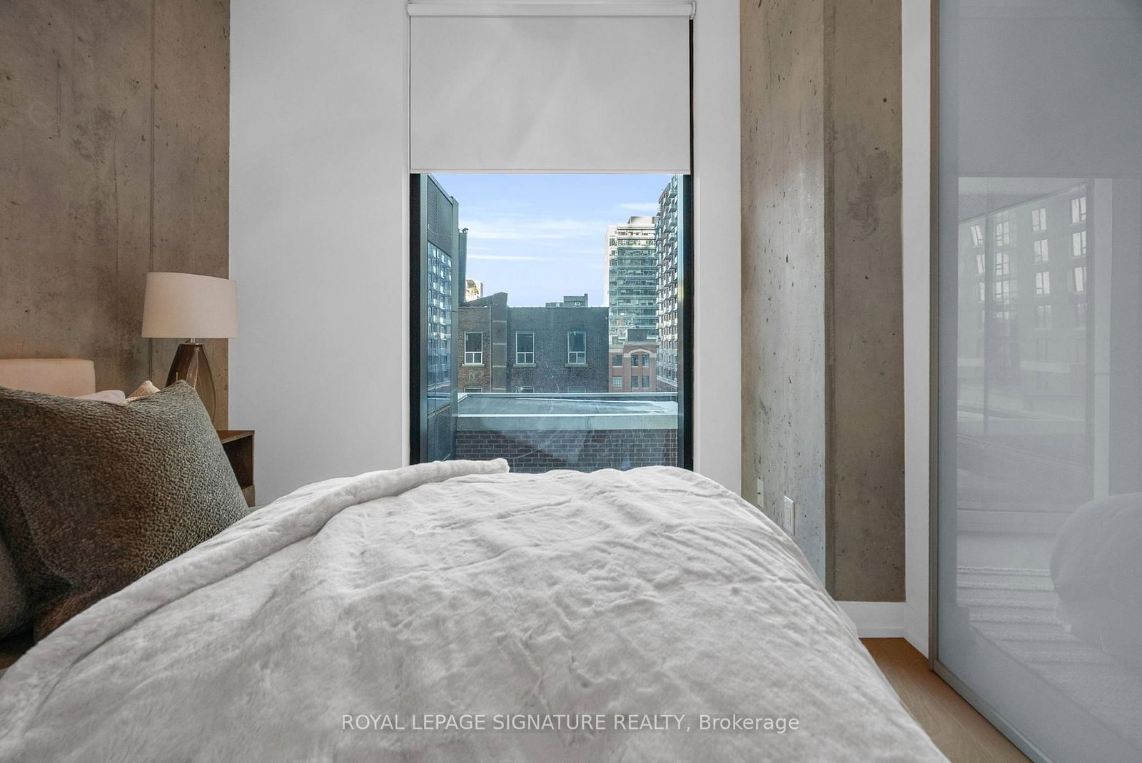 Condo for sale at 606-11 Charlotte Street, Toronto, Ontario, M5V 0M6 - Waterfront Communities C1 - MLS: C12984408