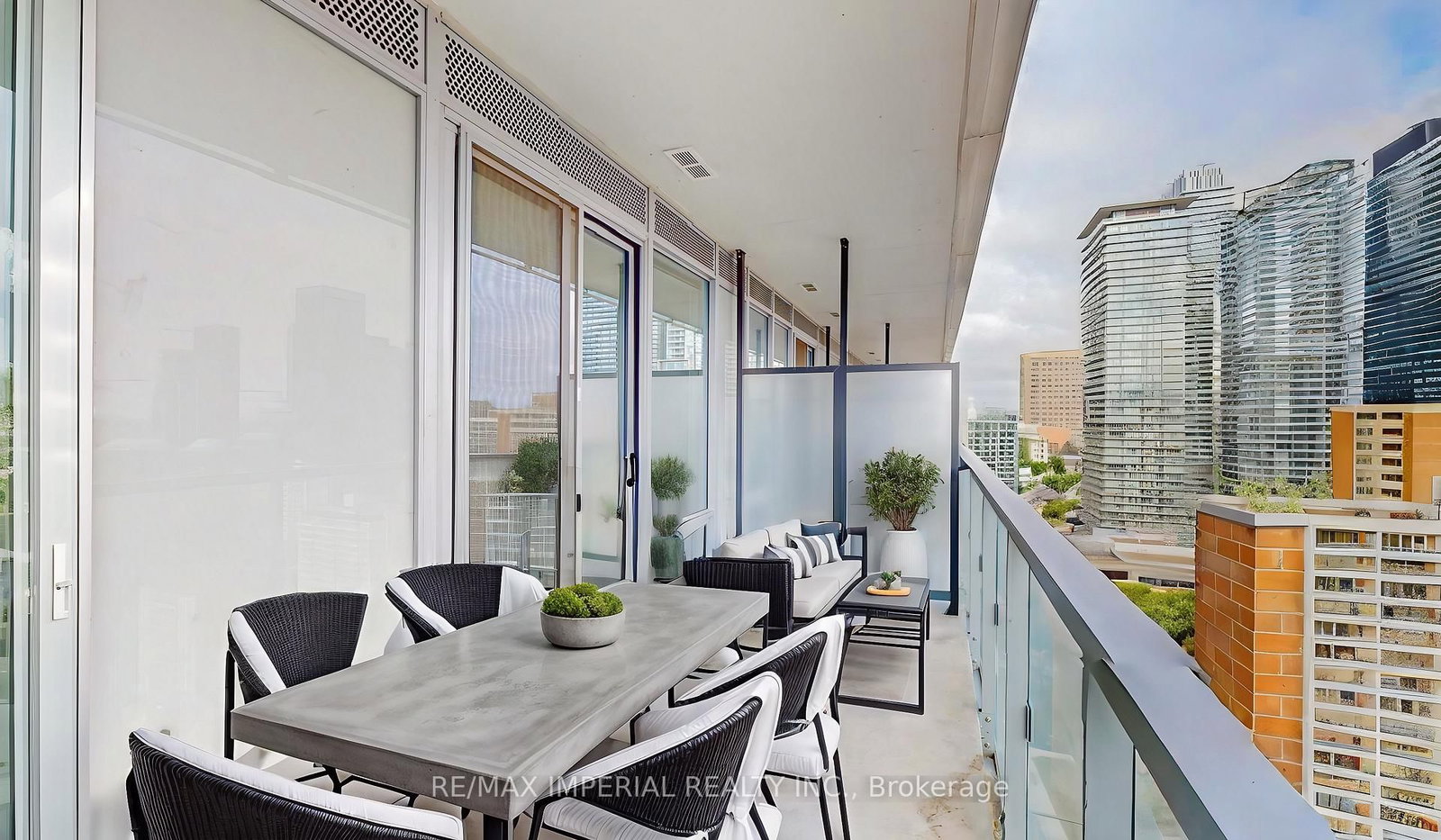 3 Gloucester Street, Unit 2706 - Photo 7