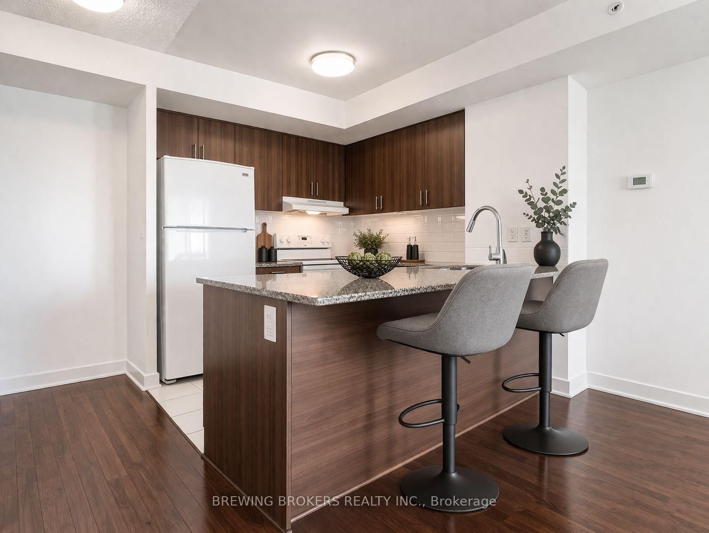 5740 Yonge Street, Unit 1307 - Photo 3