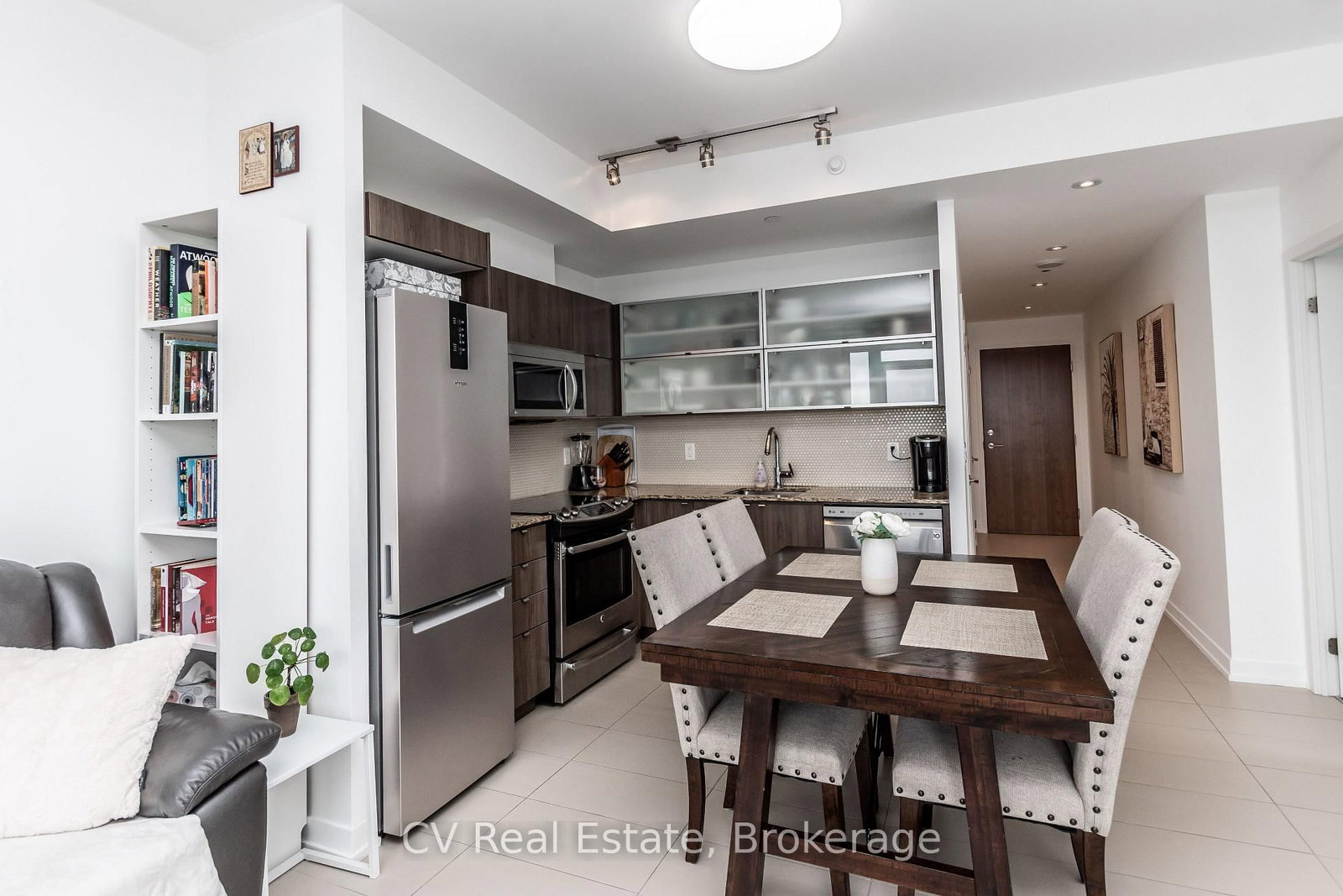 Condo for sale at 2811 - 170 Fort York Boulevard, Toronto, Ontario, M5V 0E6 - Waterfront Communities C1 - MLS: C12984610