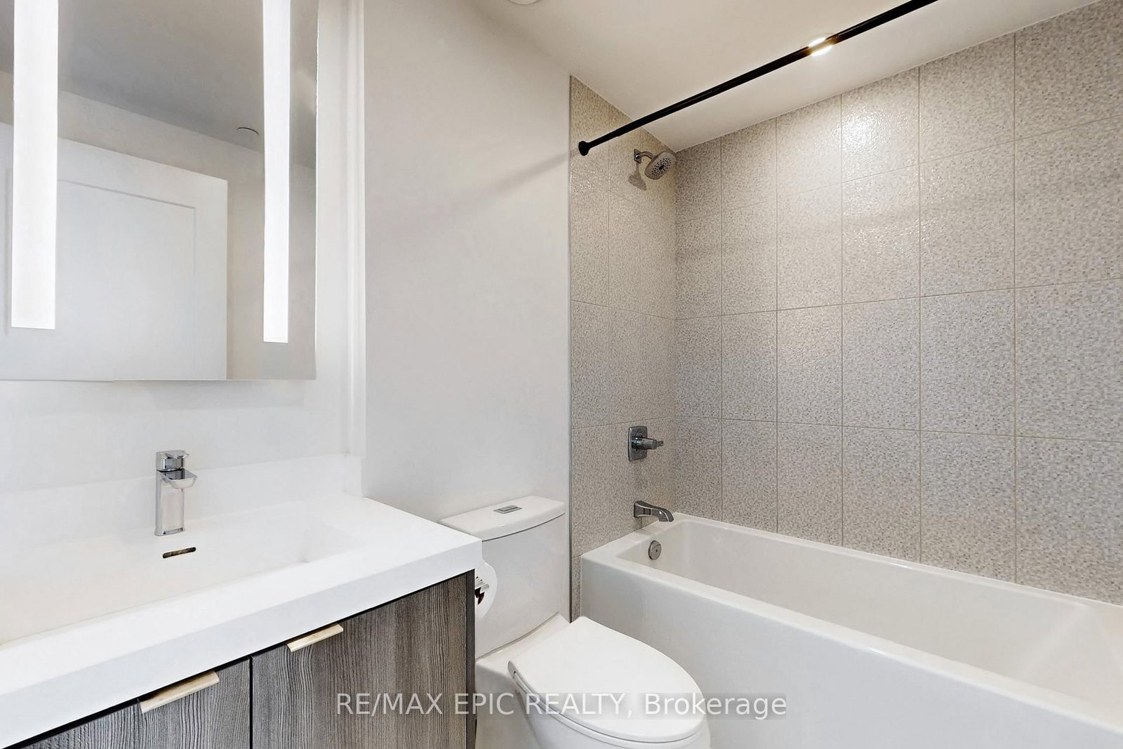 30 Inn On The Park Drive, Unit 2809 - Photo 18