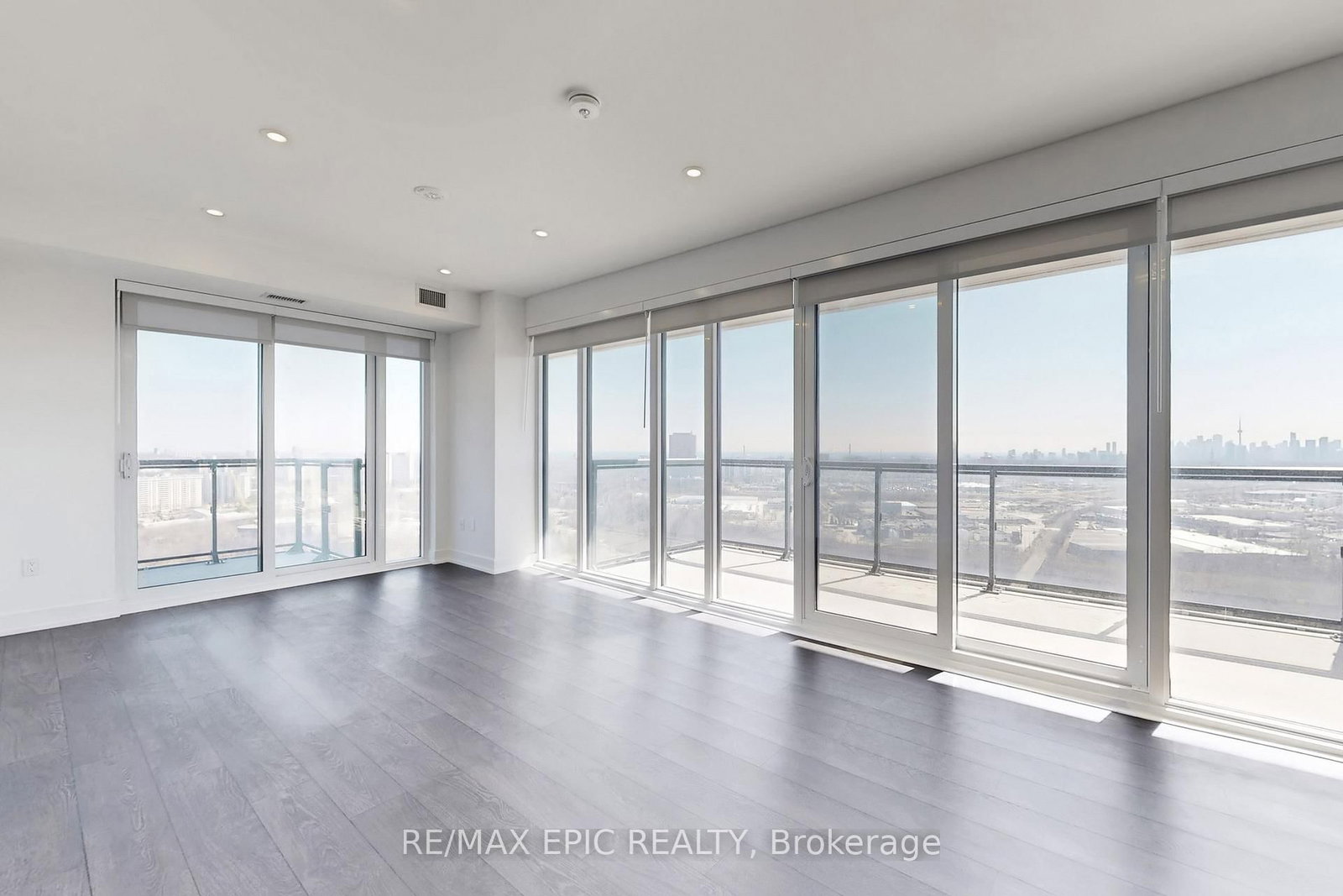 30 Inn On The Park Drive, Unit 2809 - Photo 4