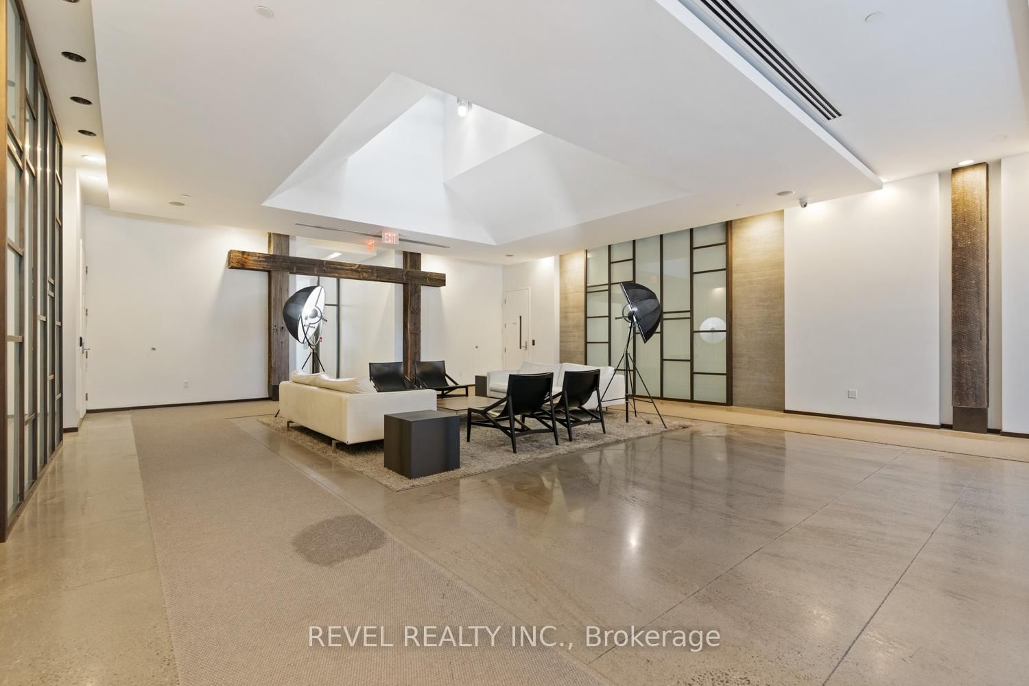 1030 King Street W, Unit 609 - Photo 20