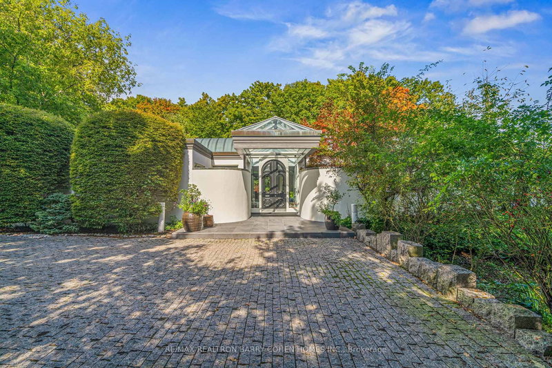 18 Timberglade Crt, Toronto, M2L 2Y2 | Image 3