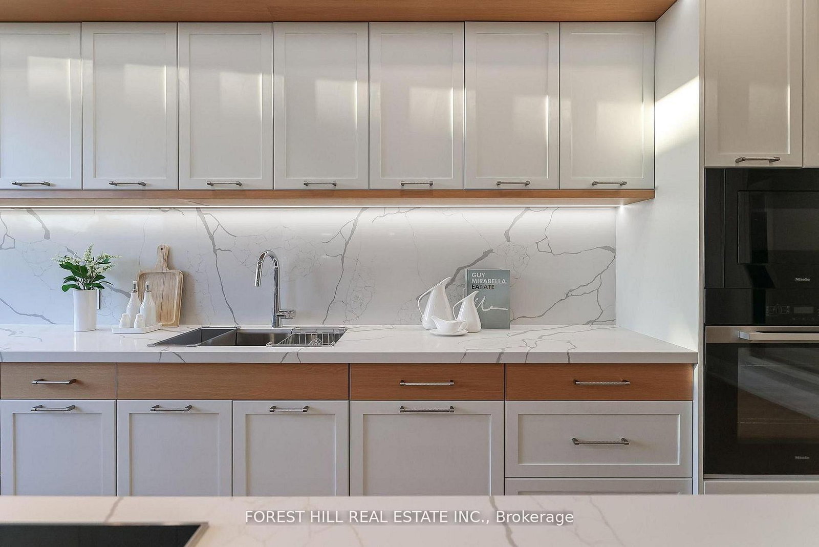 Condo for sale at 301-342 Spadina Road, Toronto, Ontario, M5P 2V4 - Forest Hill South - MLS: C12984956