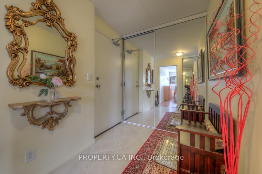 778 Sheppard Avenue W, Unit 301 - Photo 5