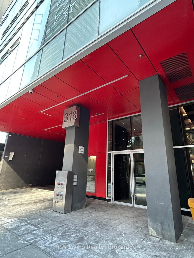 2910 - 318 Richmond Street