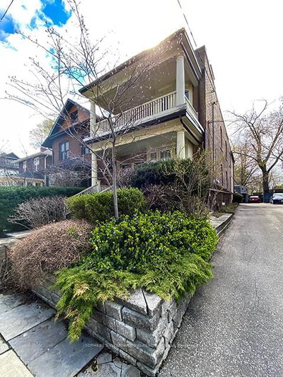 21 Melgund Rd #Main + Lower, Toronto