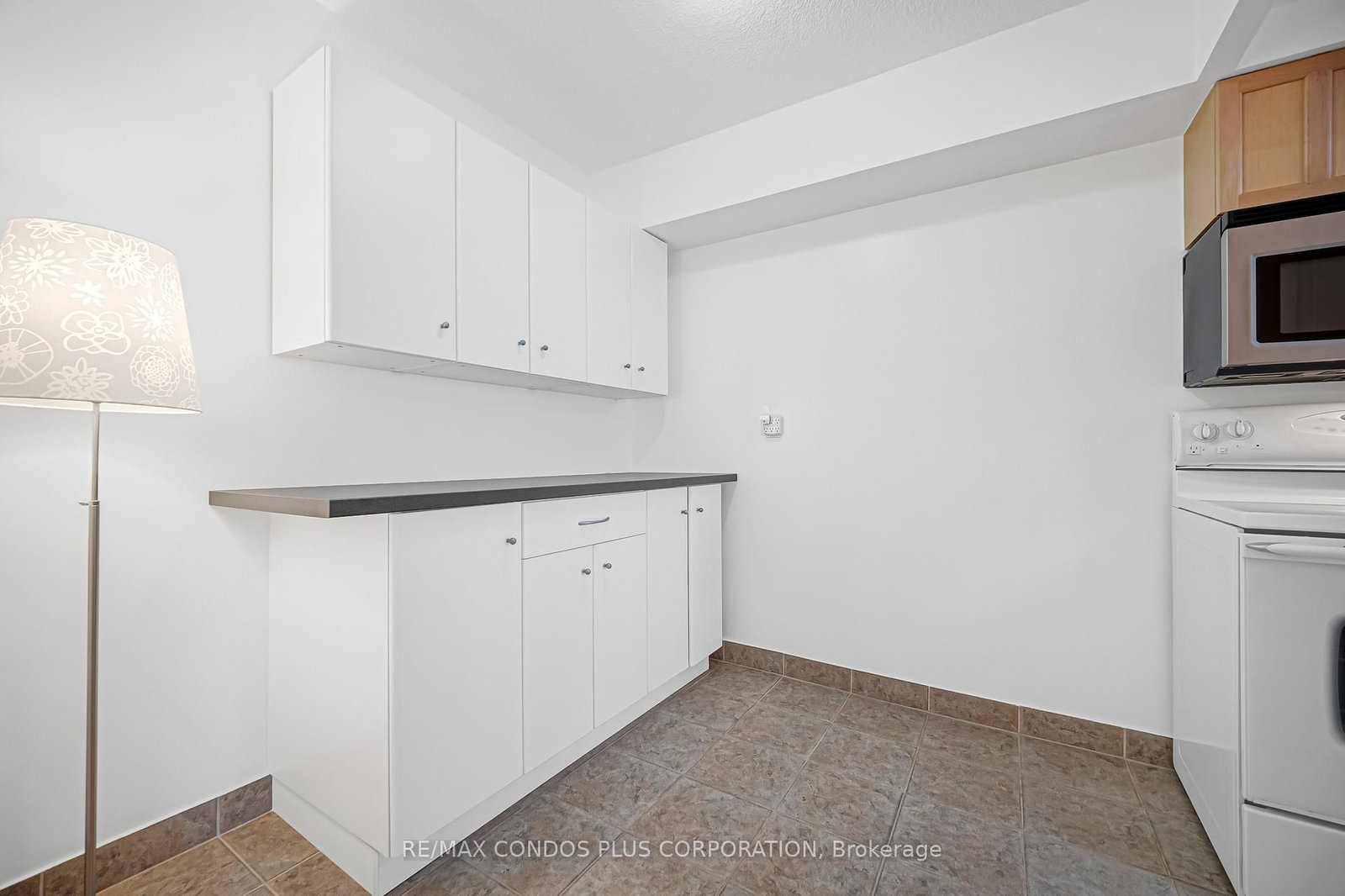 Condo for sale at 803-62 Wellesley Street, Toronto, Ontario, M5S 2X3 - Bay Street Corridor - MLS: C12985224