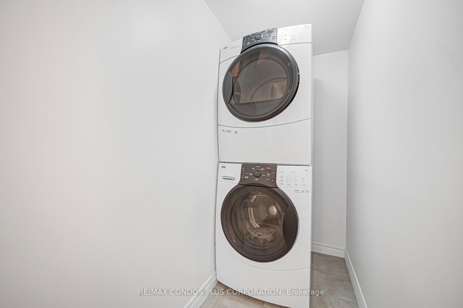 Condo for sale at 803-62 Wellesley Street, Toronto, Ontario, M5S 2X3 - Bay Street Corridor - MLS: C12985224