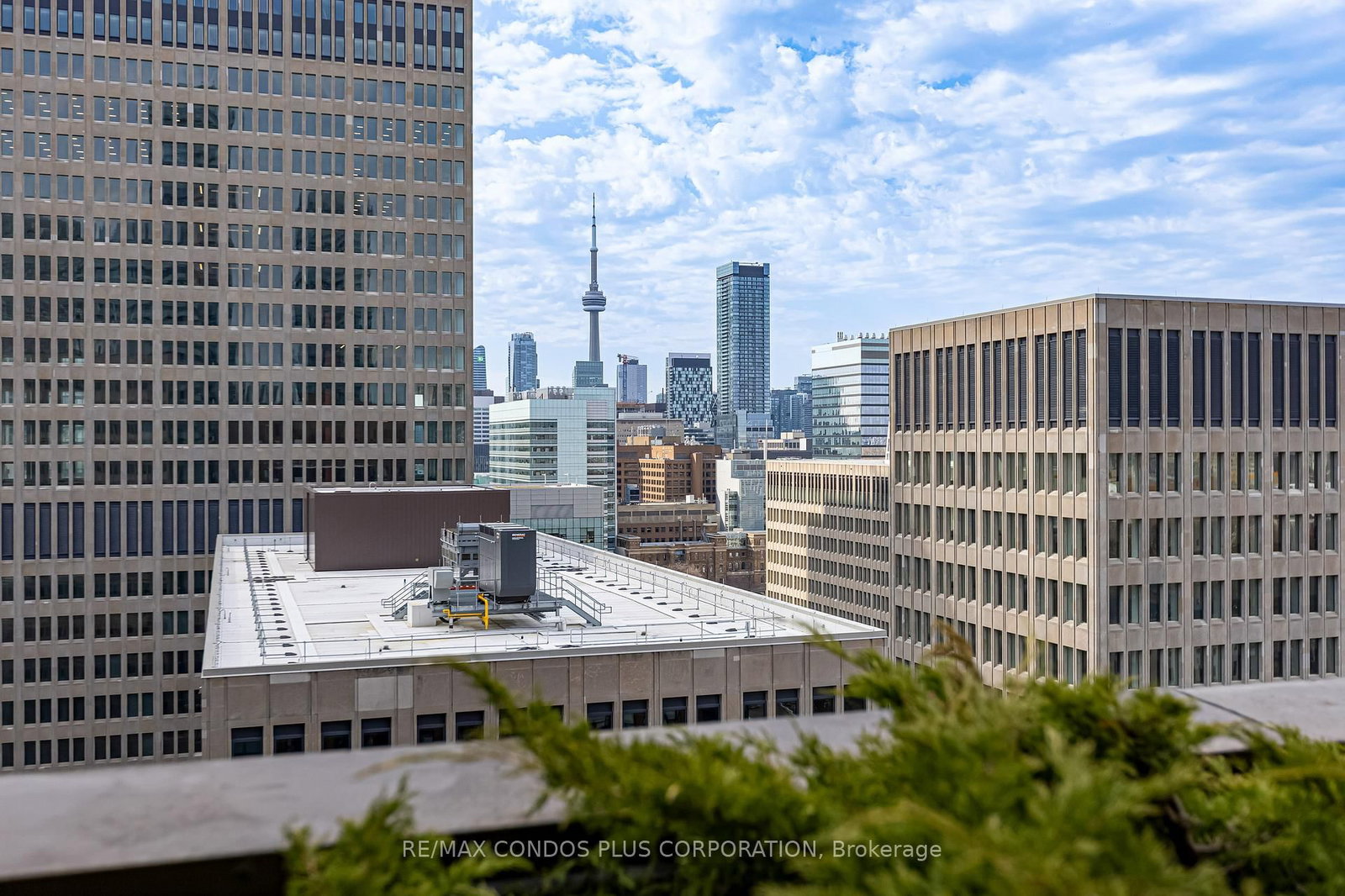 Condo for sale at 803-62 Wellesley Street, Toronto, Ontario, M5S 2X3 - Bay Street Corridor - MLS: C12985224