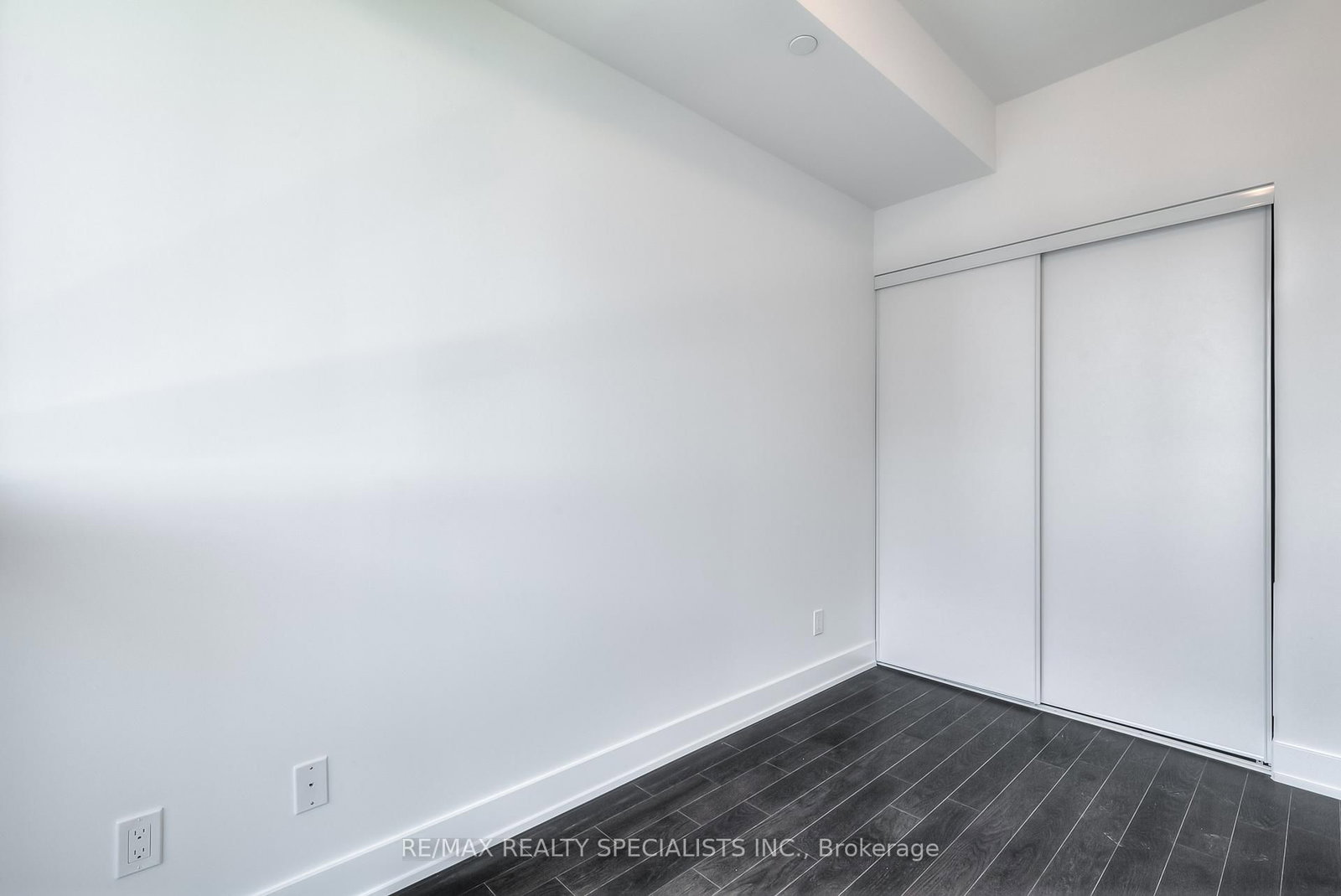 181 Bedford Road, Unit 1505 - Photo 12