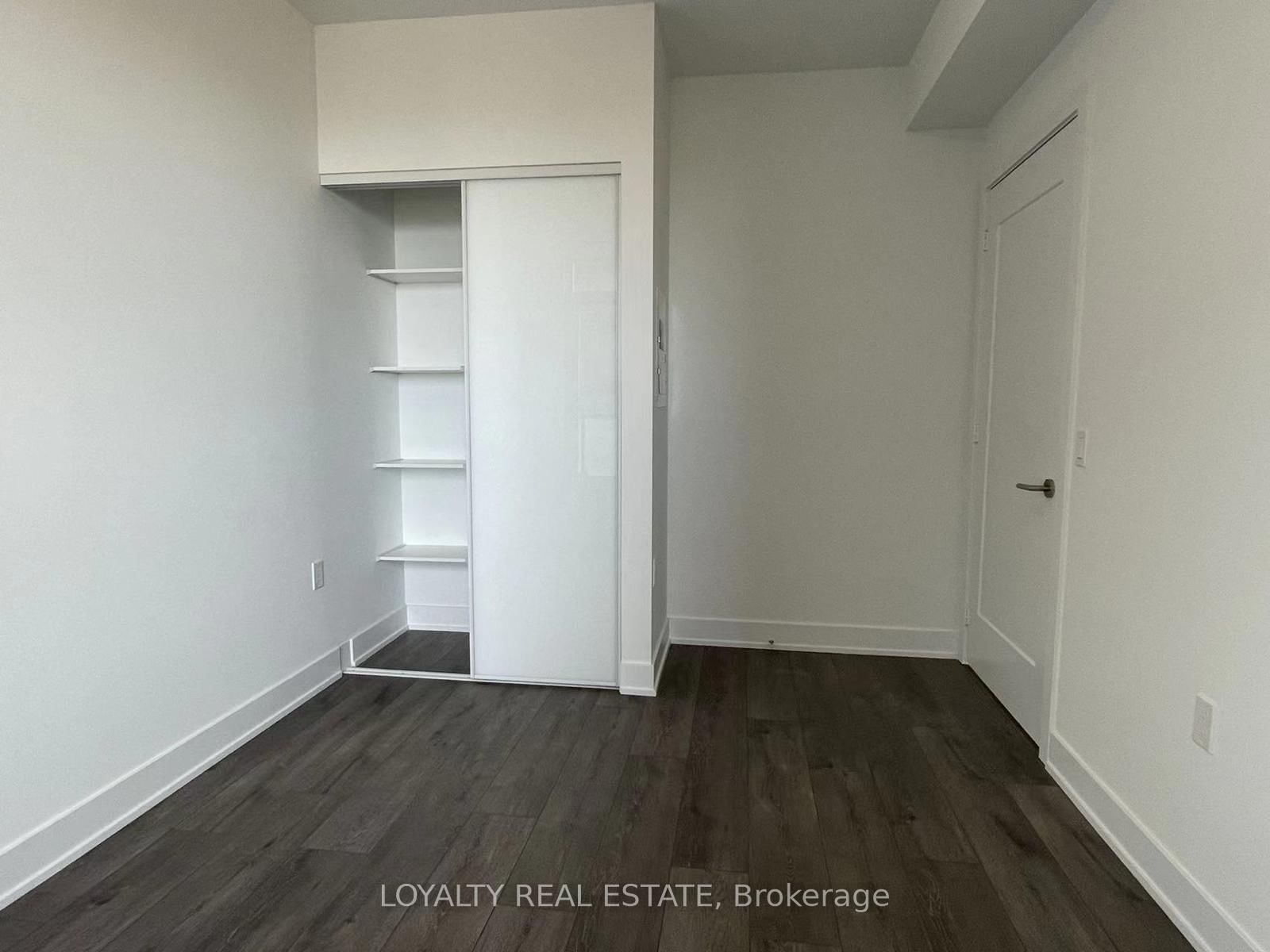 575 bloor Street E, Unit 2105 - Photo 6