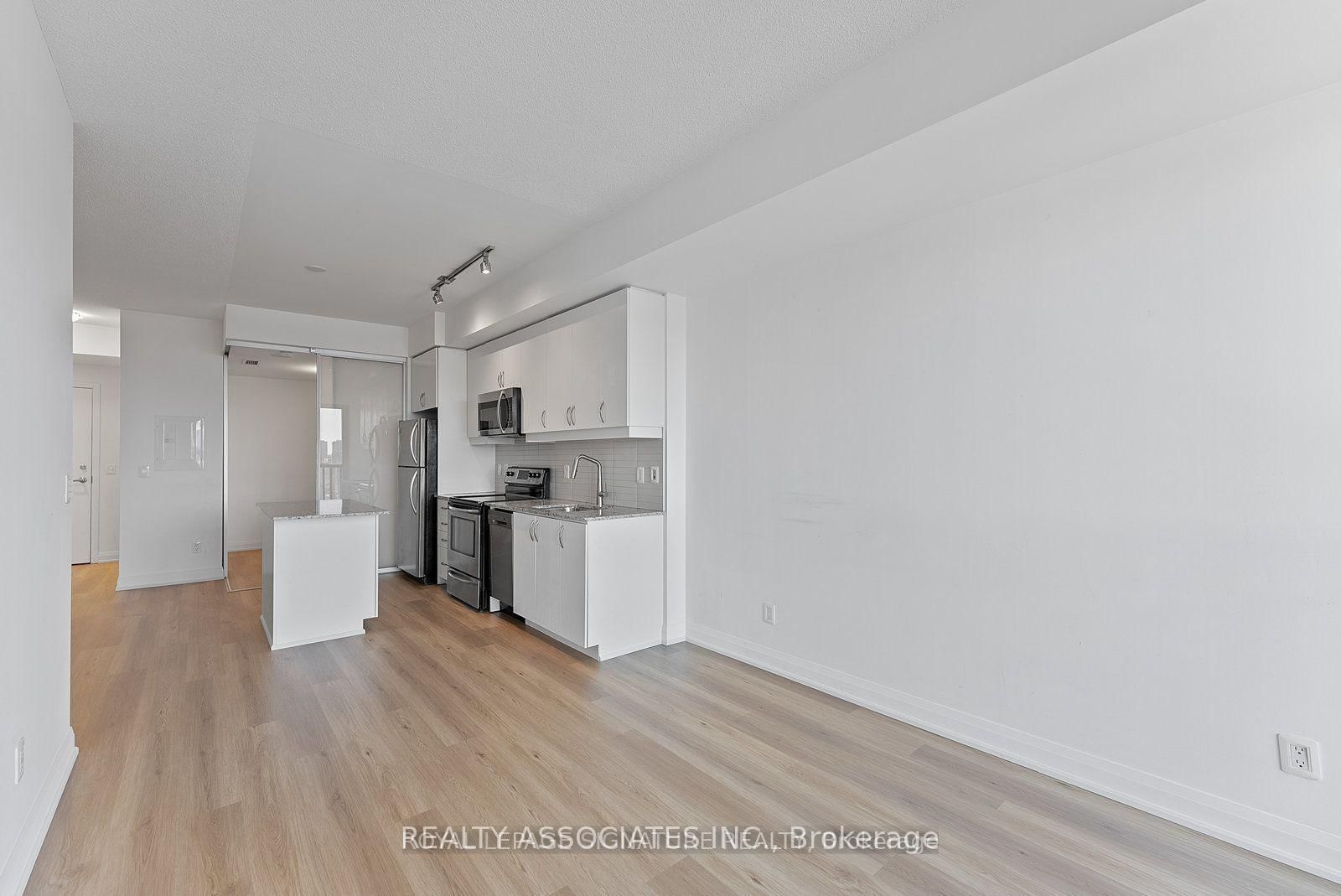 2885 Bayview Avenue, Unit 1016 - Photo 25