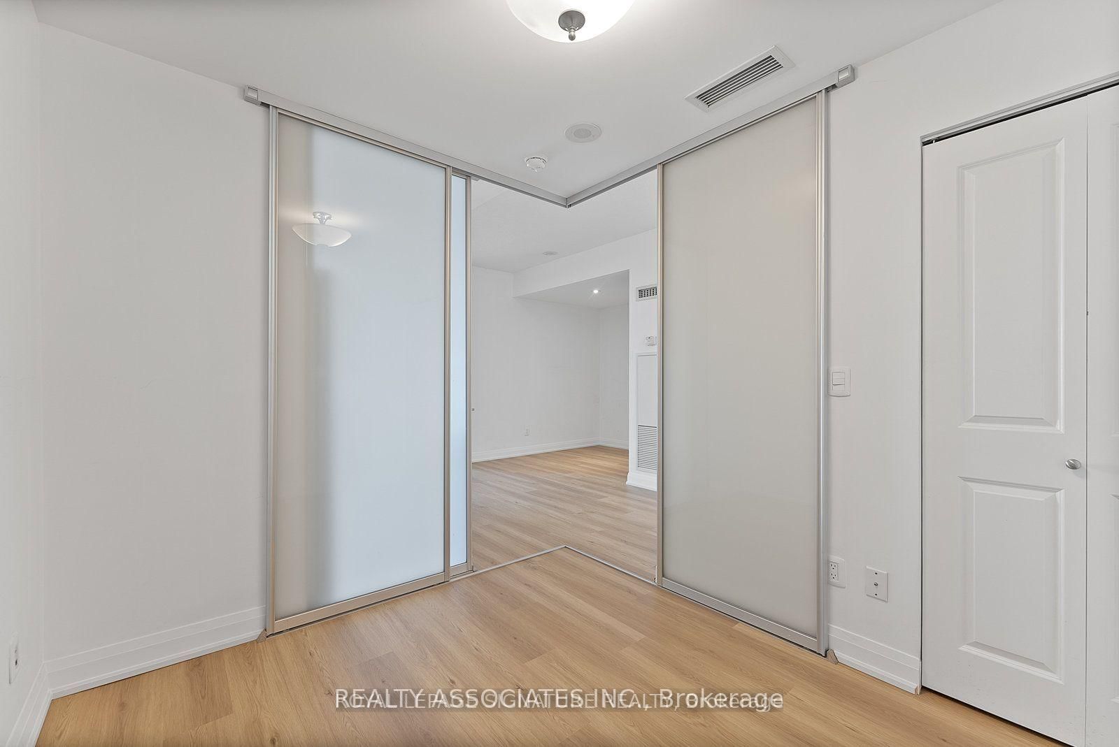 2885 Bayview Avenue, Unit 1016 - Photo 28