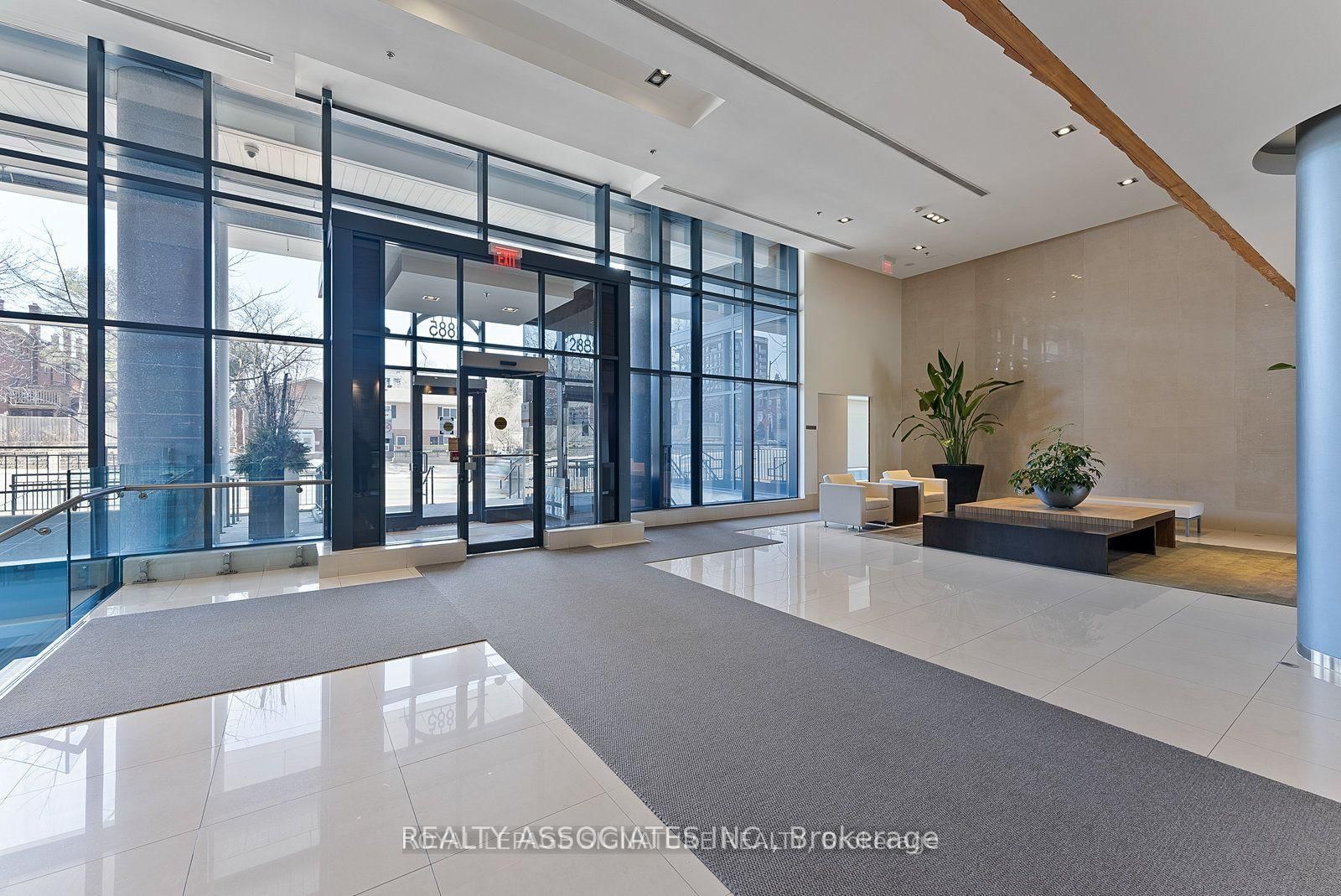 2885 Bayview Avenue, Unit 1016 - Photo 41