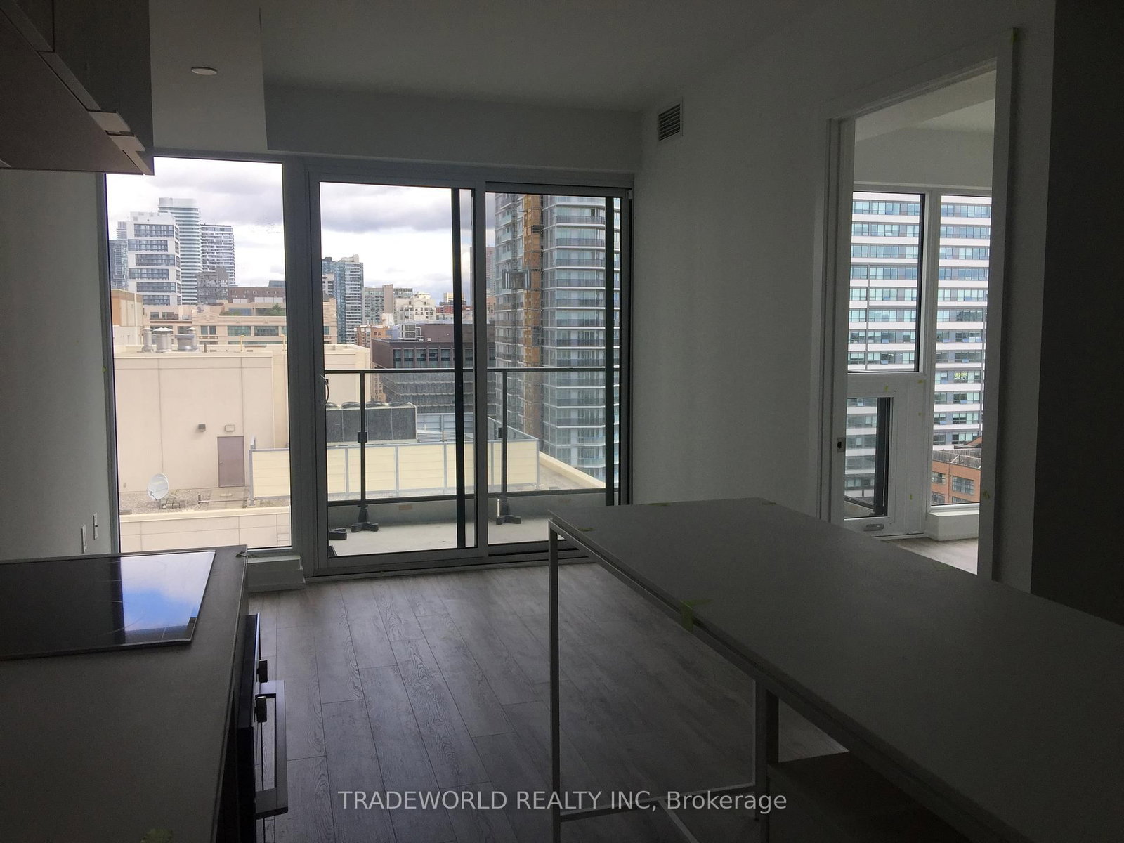 77 Shuter Street, Unit 1911 - Photo 8