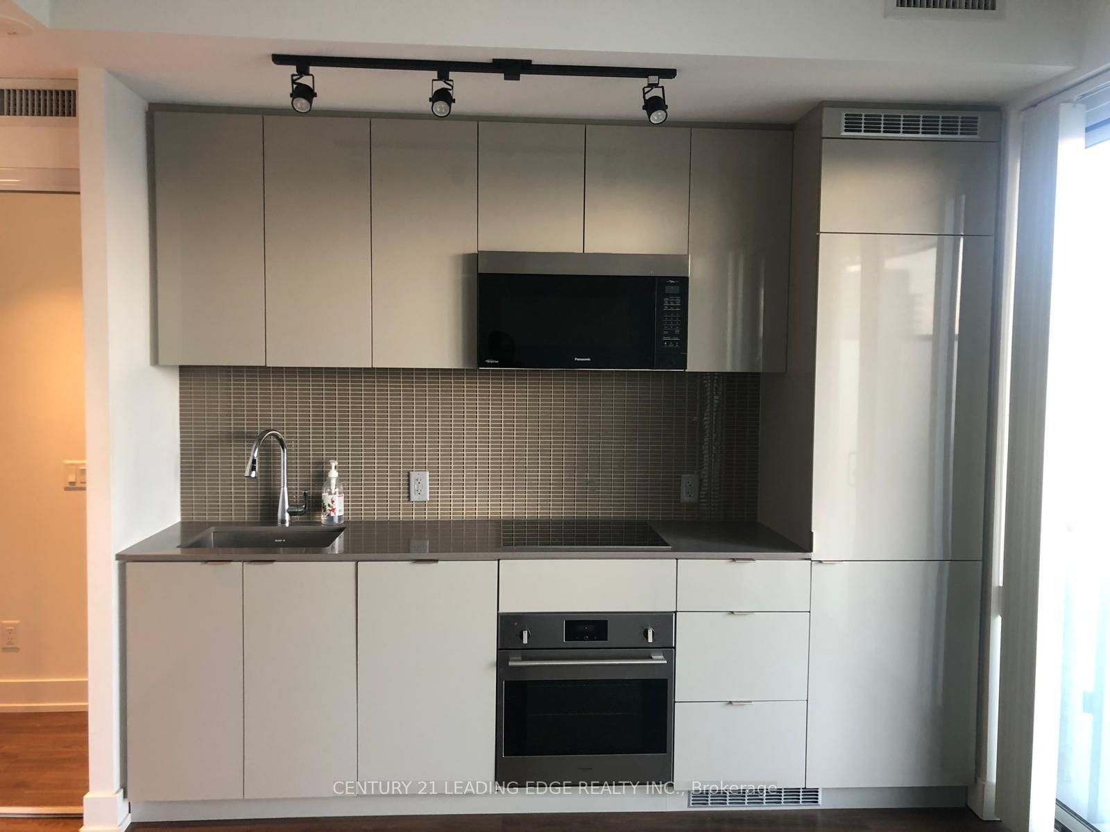 7 Grenville Street, Unit 3802 - Photo 10