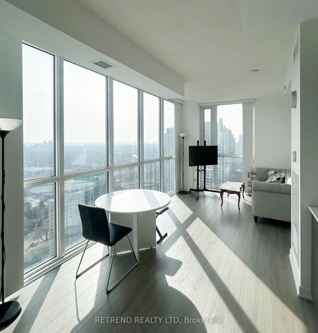 2706 - 5180 Yonge Street