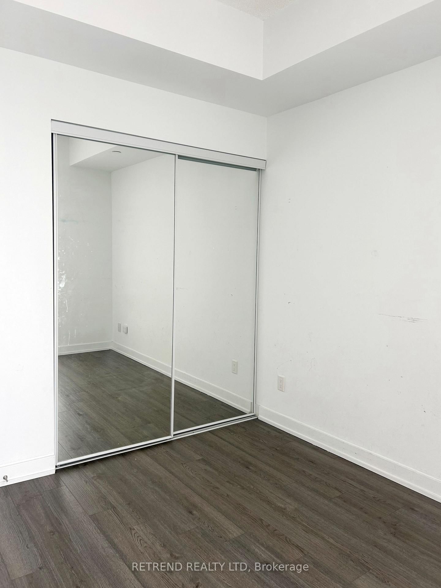 5180 Yonge Street, Unit 2706