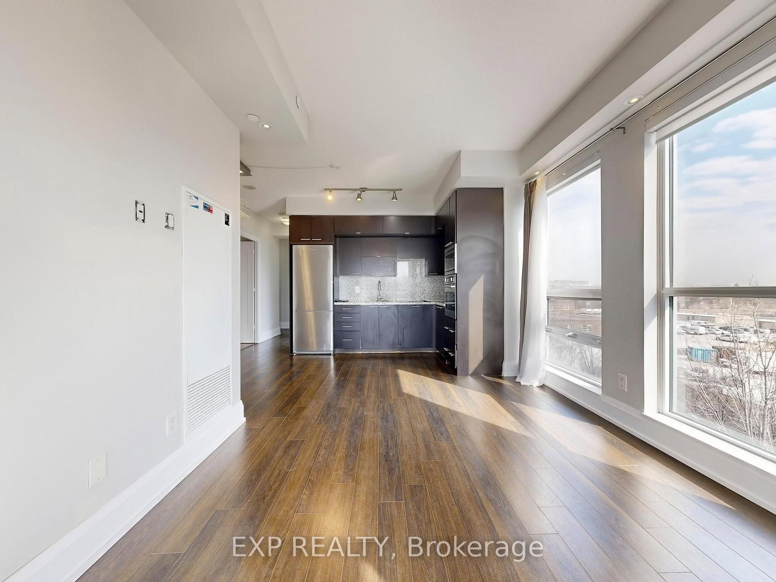 120 Harrison Garden Boulevard, Unit 406 - Photo 10