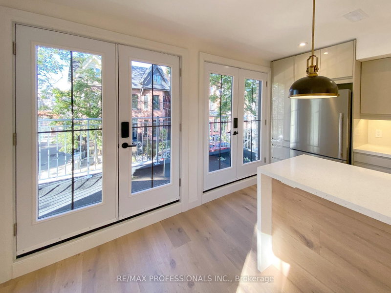 41 Rolyat Toronto,ON M6J 1S5 — Photo 16