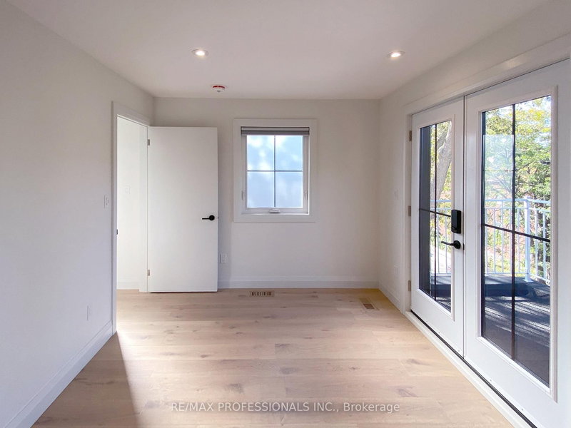 41 Rolyat Toronto,ON M6J 1S5 — Photo 26