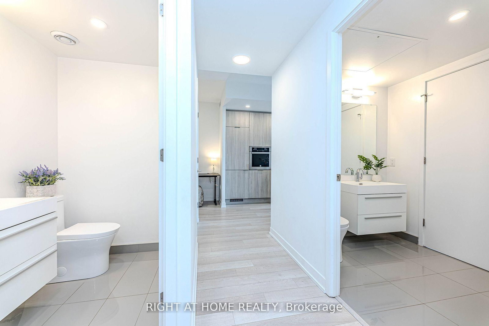 Condo for sale at 1301-39 Roehampton Avenue, Toronto, Ontario, M4P 0G1 - Mount Pleasant West - MLS: C12985930