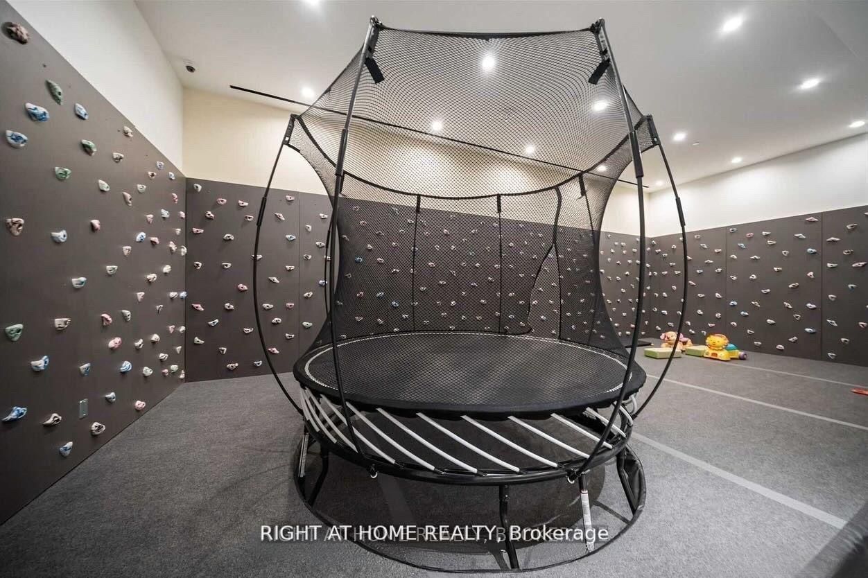 Condo for sale at 1301-39 Roehampton Avenue, Toronto, Ontario, M4P 0G1 - Mount Pleasant West - MLS: C12985930