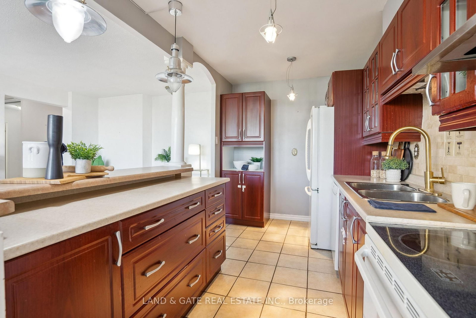 260 Seneca Hill Drive, Unit 702 - Photo 16