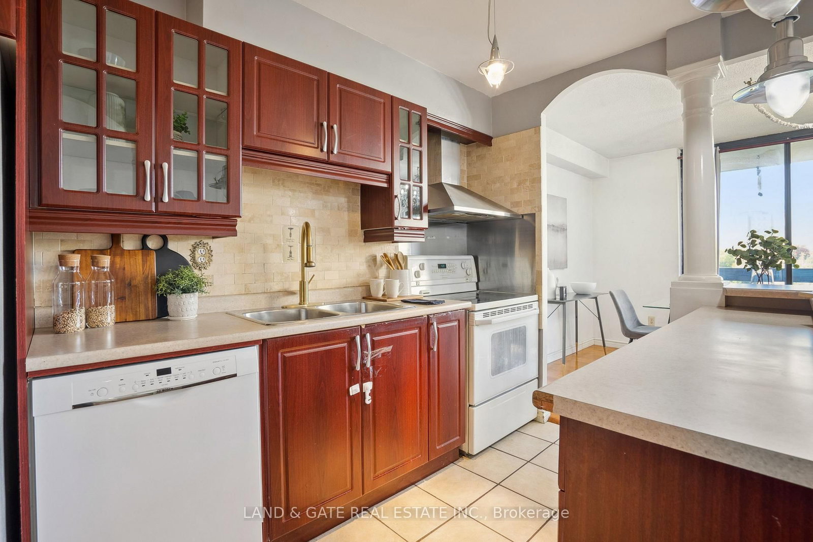 260 Seneca Hill Drive, Unit 702 - Photo 17