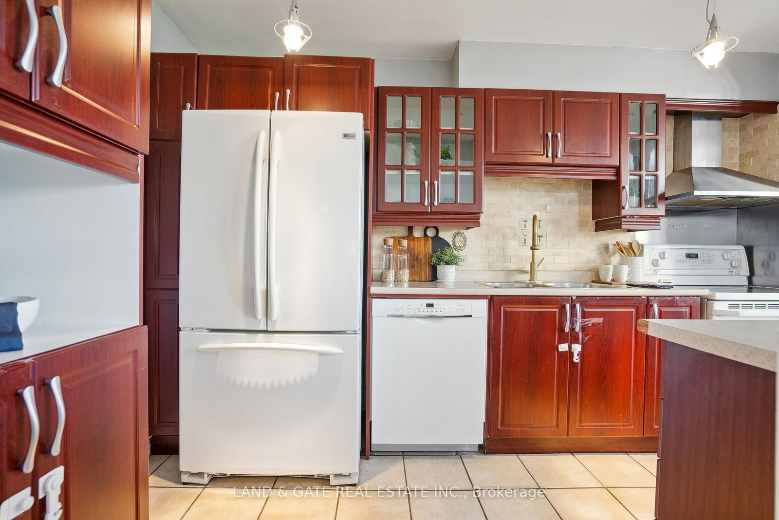 260 Seneca Hill Drive, Unit 702 - Photo 18