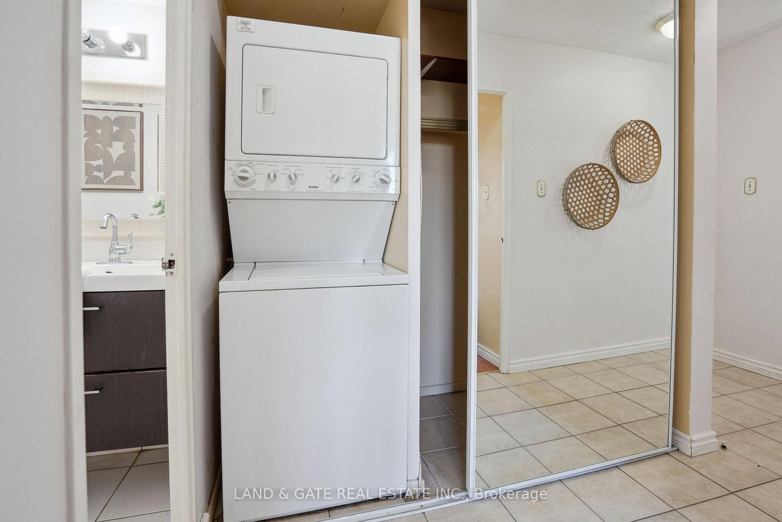 260 Seneca Hill Drive, Unit 702 - Photo 25