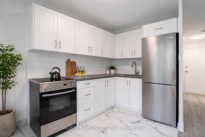 601-177 St. George Street, Toronto, Ontario image-0-1