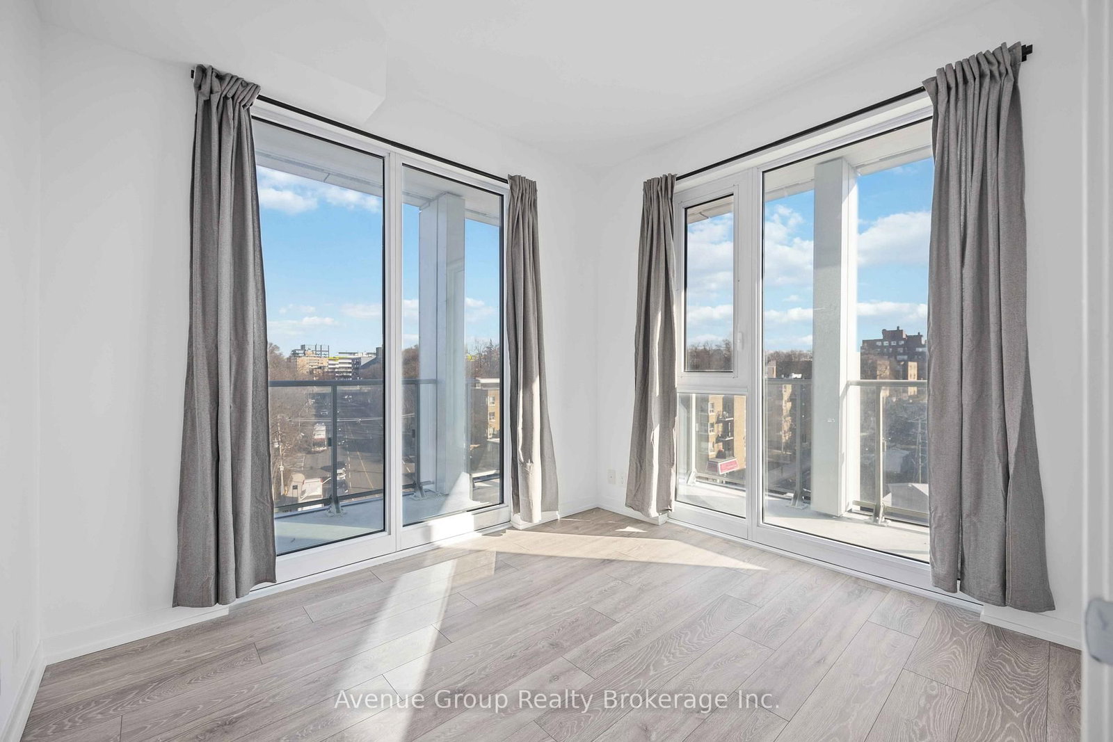 2020 Bathurst Street, Unit 827 - Photo 20