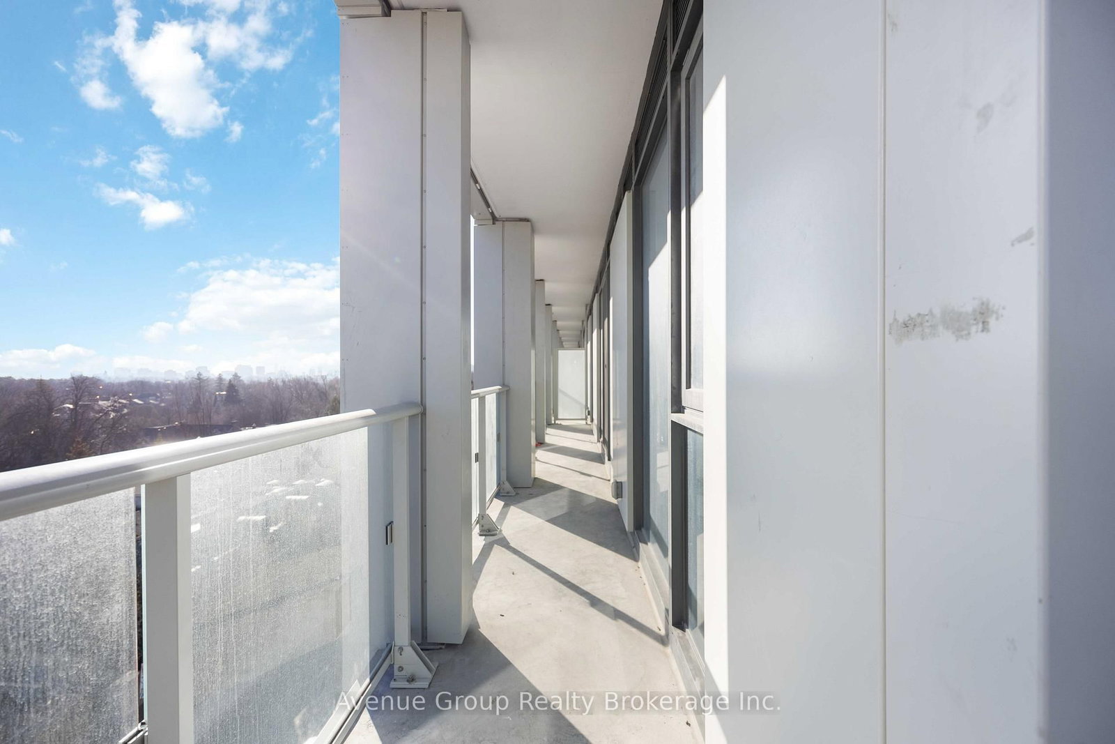 2020 Bathurst Street, Unit 827 - Photo 32