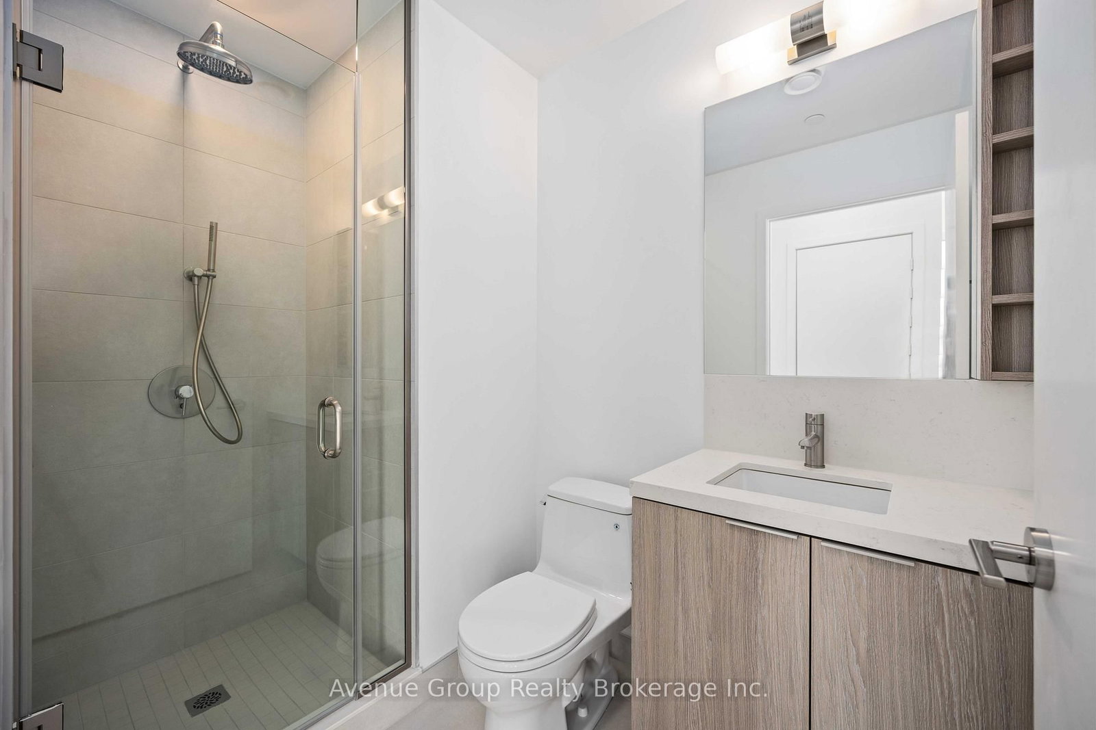 2020 Bathurst Street, Unit 827 - Photo 7